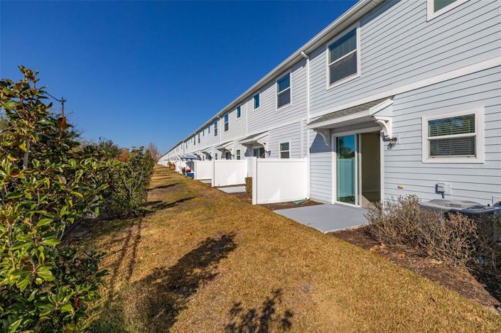 Image No.20-3 Bed Townhouse for sale