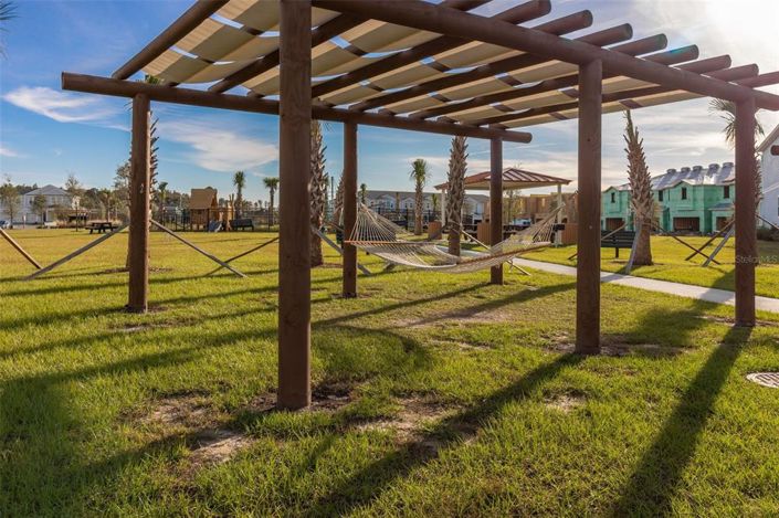 Image No.26-3 Bed Townhouse for sale