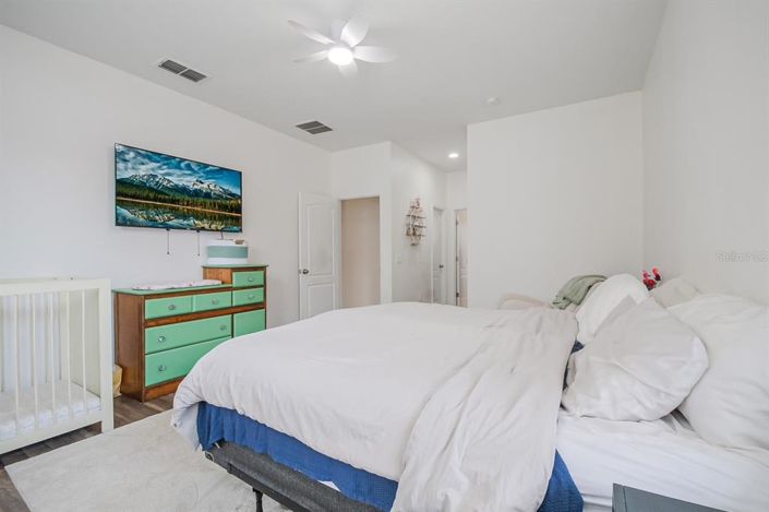 Image No.27-4 Bed Property for sale