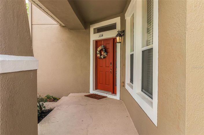 Image No.4-4 Bed Property for sale