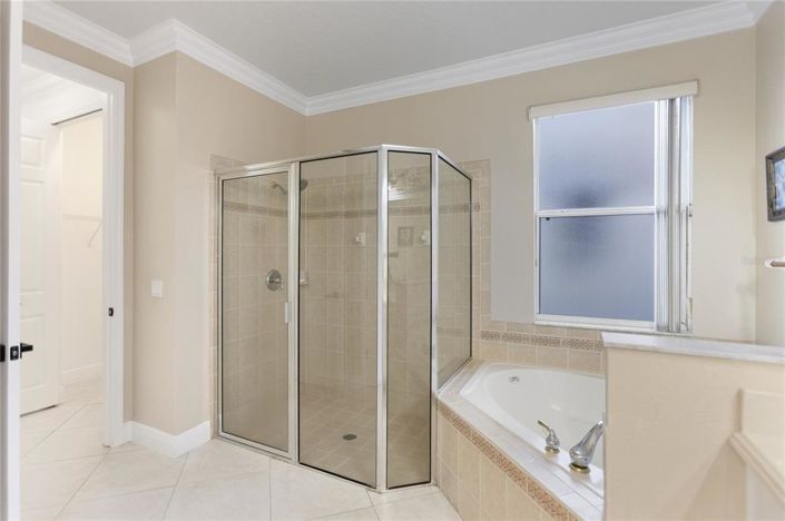 Image No.13-5 Bed Property for sale