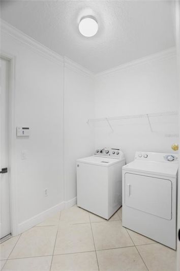 Image No.39-5 Bed Property for sale