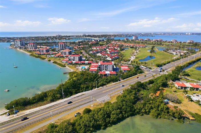 Image No.32-Propriété de 2 chambres à vendre à St. Petersburg