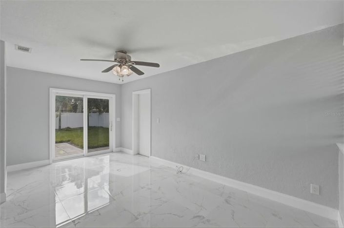 Image No.9-2 Bed Property for sale