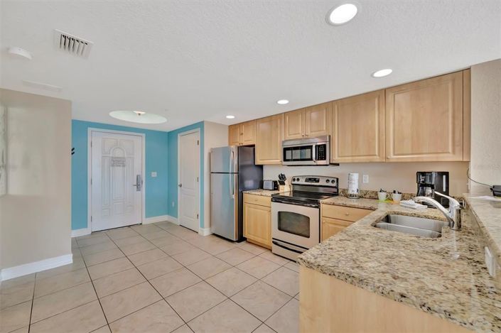 Image No.12-2 Bed Property for sale