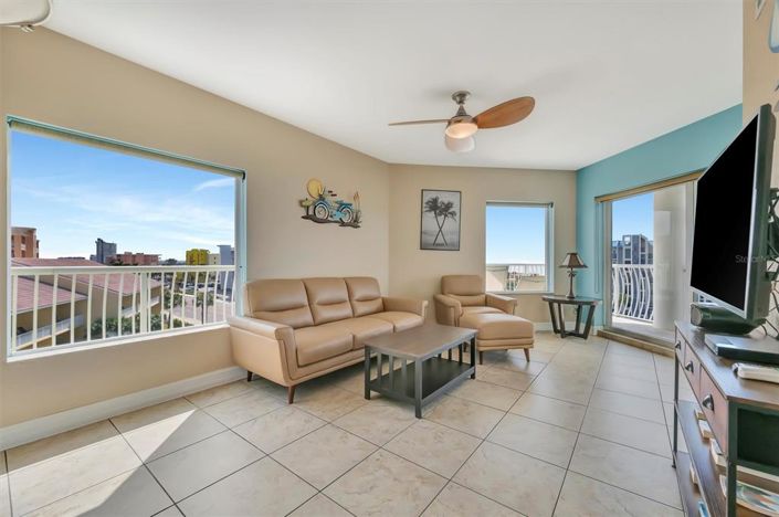 Image No.20-2 Bed Property for sale