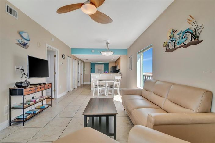 Image No.25-2 Bed Property for sale