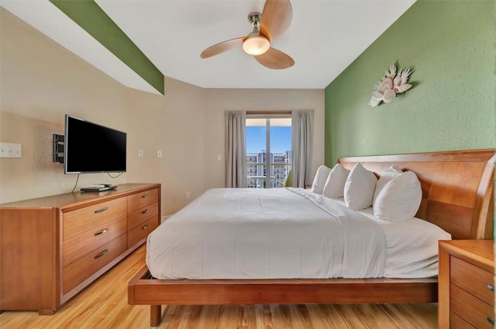 Image No.38-2 Bed Property for sale