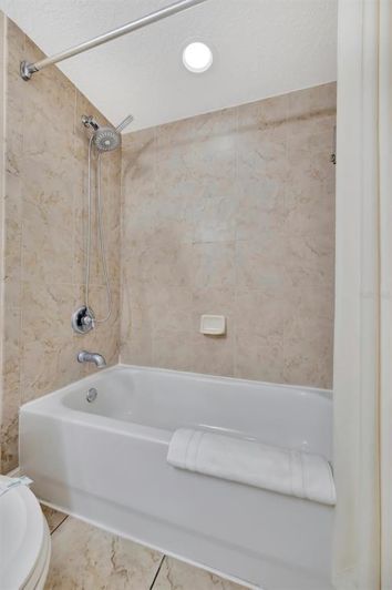 Image No.48-2 Bed Property for sale