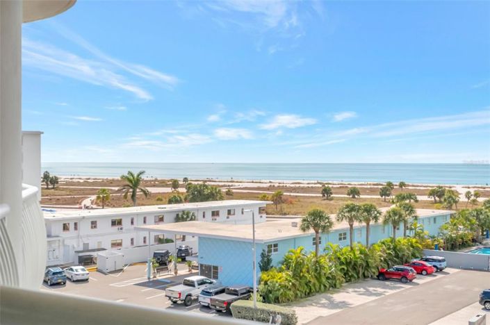 Image No.56-2 Bed Property for sale