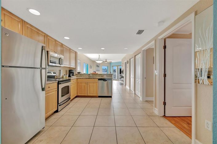 Image No.6-2 Bed Property for sale