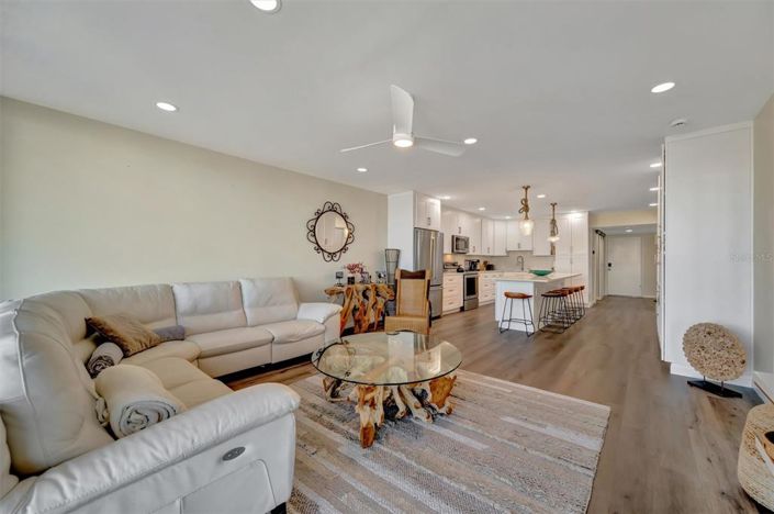 Image No.23-3 Bed Property for sale