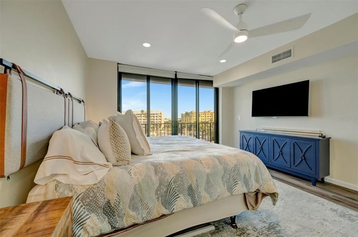 Image No.26-3 Bed Property for sale