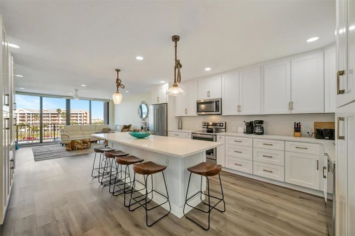 Image No.7-3 Bed Property for sale