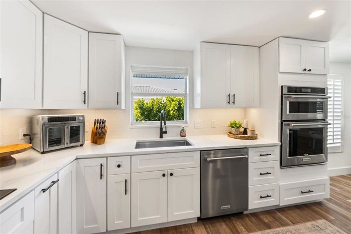 Image No.11-3 Bed Property for sale