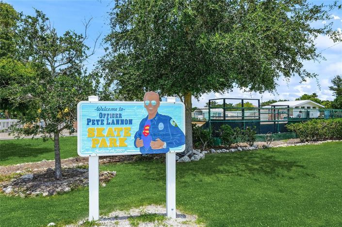 Image No.43-3 Bed Property for sale