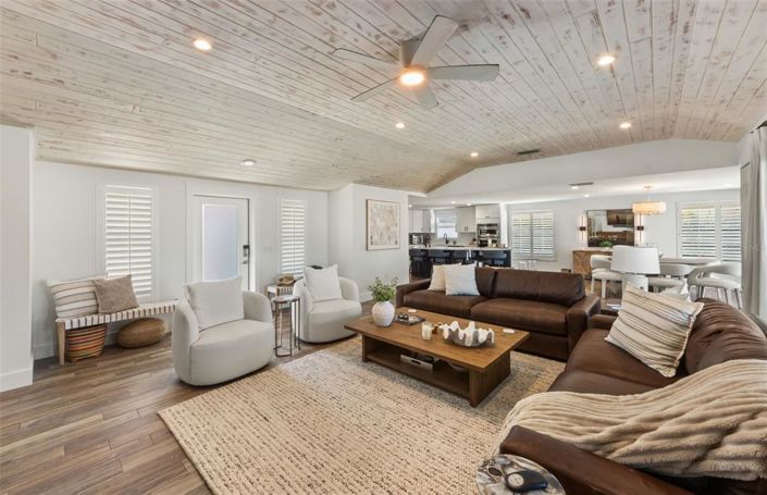 Image No.5-3 Bed Property for sale