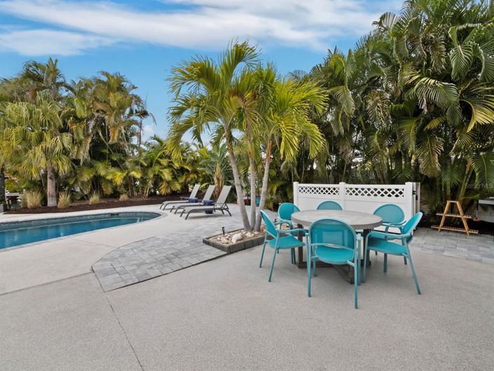 Image No.26-4 Bed Property for sale