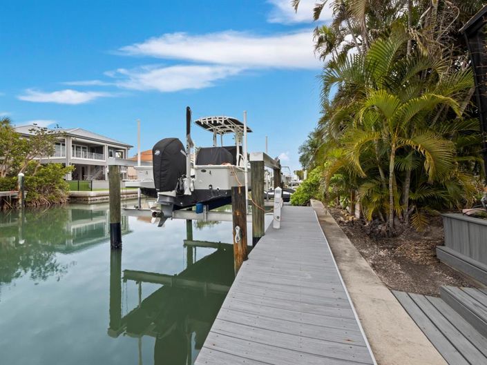 Image No.31-4 Bed Property for sale