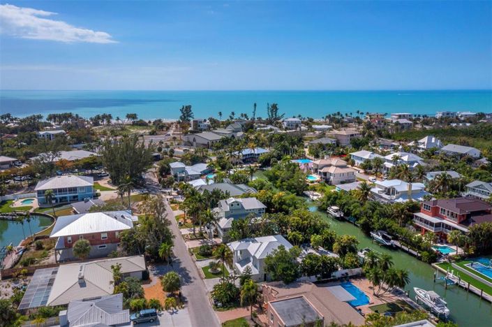 Image No.52-4 Bed Property for sale