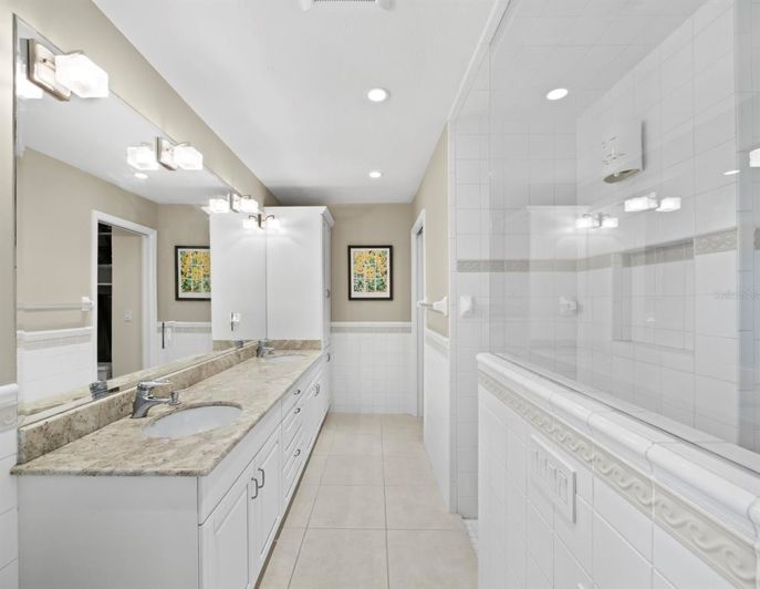 Image No.33-4 Bed Property for sale