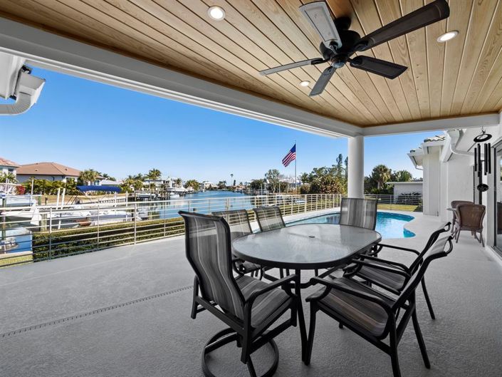 Image No.9-4 Bed Property for sale