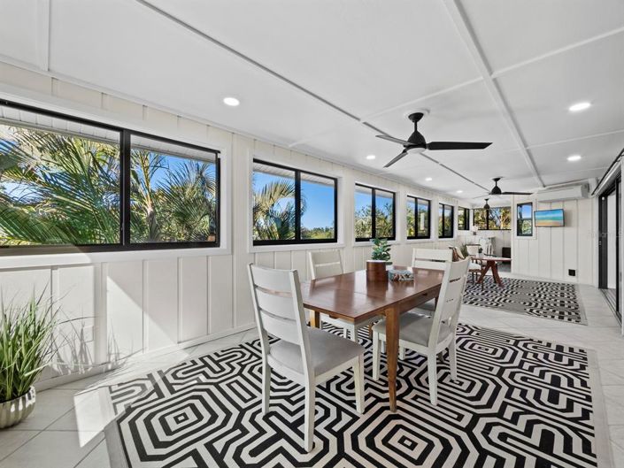 Image No.22-3 Bed Property for sale