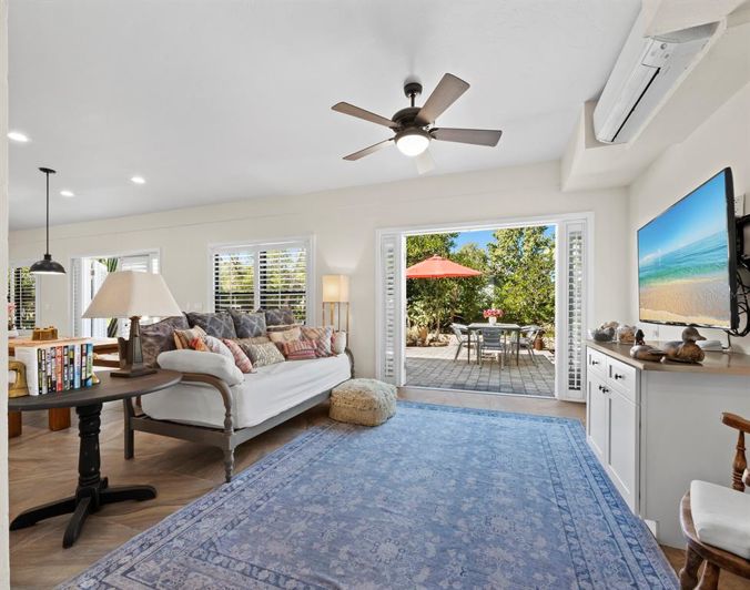 Image No.38-3 Bed Property for sale