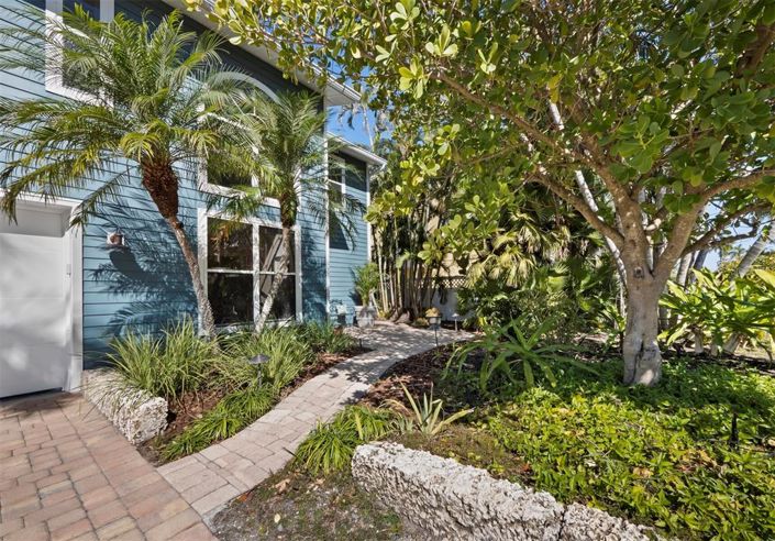 Image No.5-3 Bed Property for sale