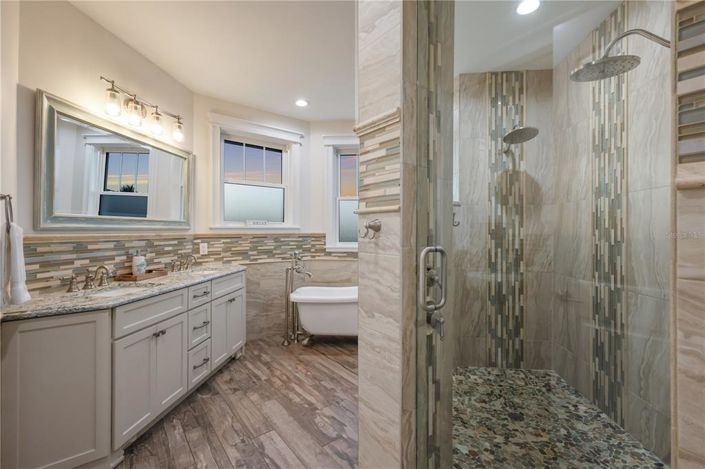 Image No.14-Propriété de 4 chambres à vendre à Anna Maria