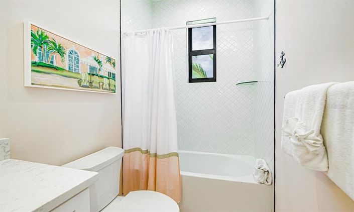 Image No.31-7 Bed Property for sale