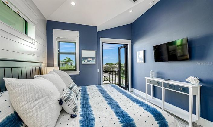 Image No.37-7 Bed Property for sale