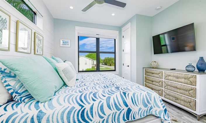 Image No.44-7 Bed Property for sale