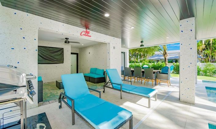 Image No.53-7 Bed Property for sale