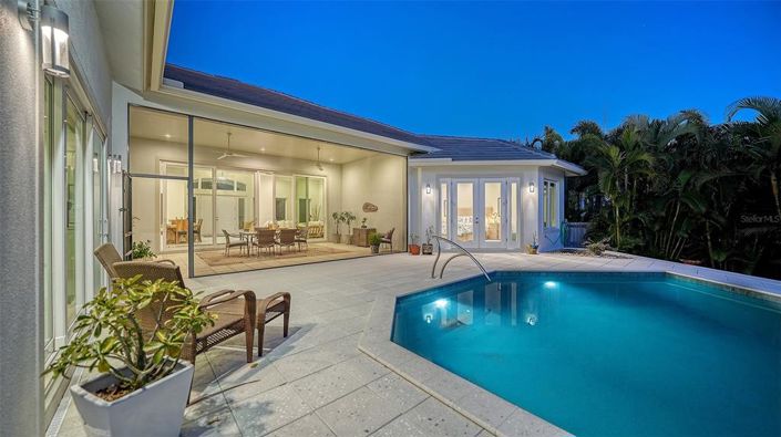 Image No.15-3 Bed Property for sale