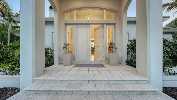 Image No.4-3 Bed Property for sale