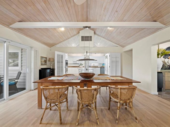 Image No.15-3 Bed Property for sale