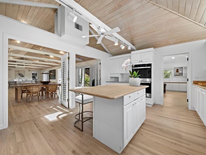 Image No.18-3 Bed Property for sale