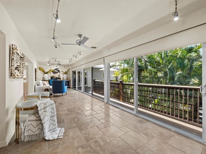 Image No.21-3 Bed Property for sale