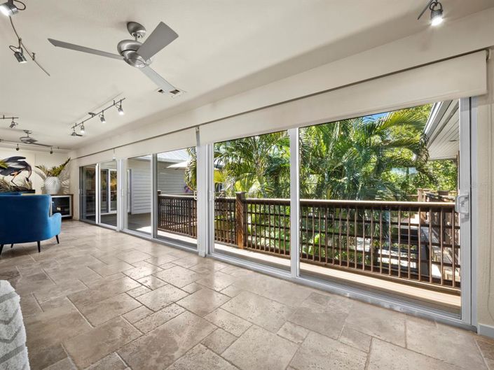 Image No.24-3 Bed Property for sale