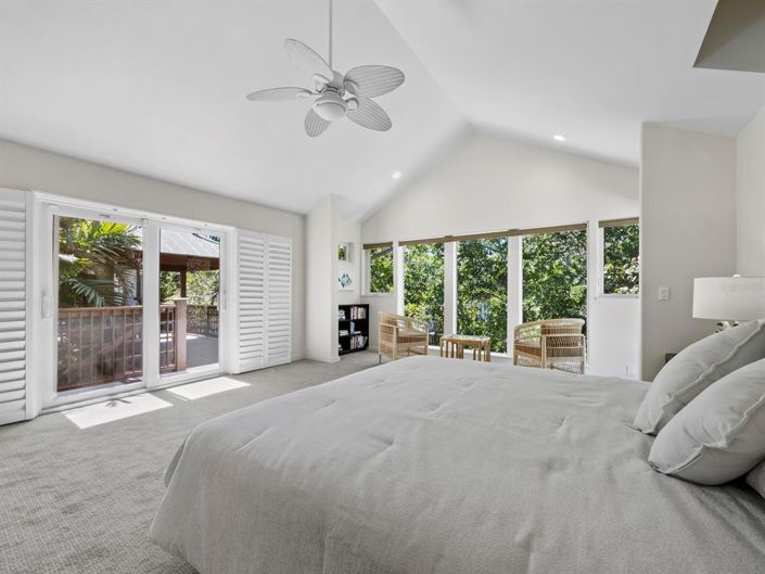 Image No.32-3 Bed Property for sale