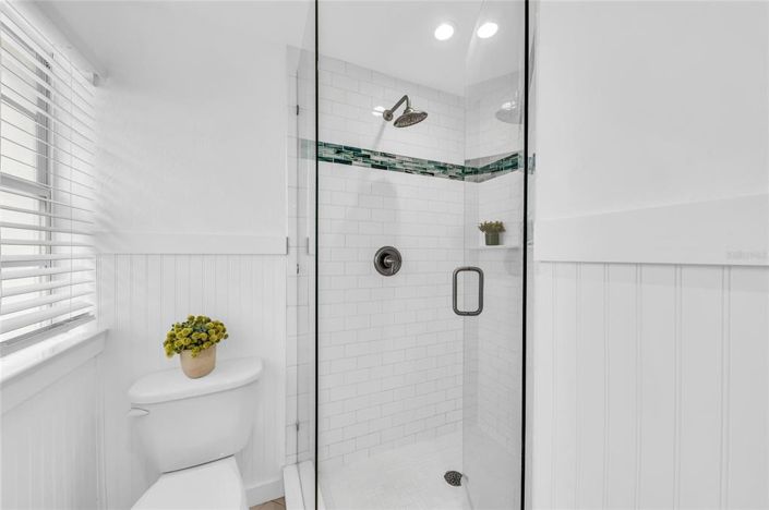 Image No.26-8 Bed Property for sale