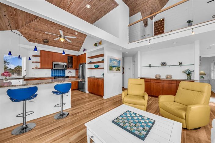 Image No.34-8 Bed Property for sale