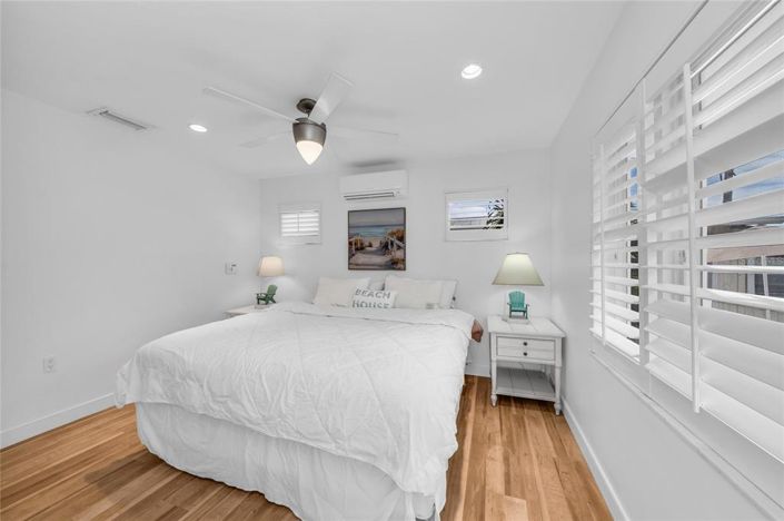 Image No.41-8 Bed Property for sale