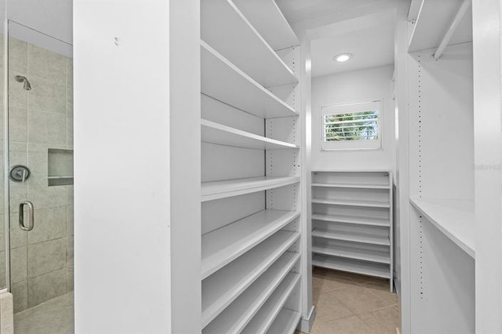 Image No.46-8 Bed Property for sale