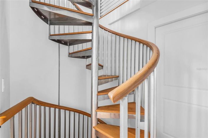 Image No.48-8 Bed Property for sale