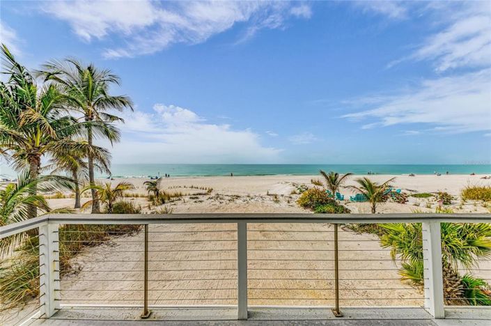 Image No.55-8 Bed Property for sale