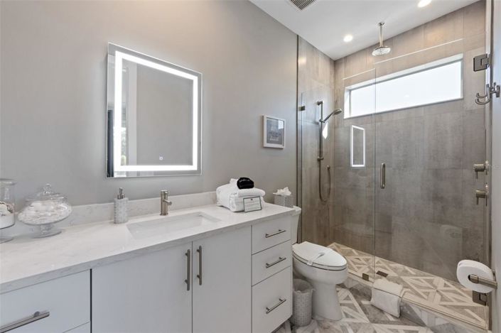 Image No.24-4 Bed Property for sale