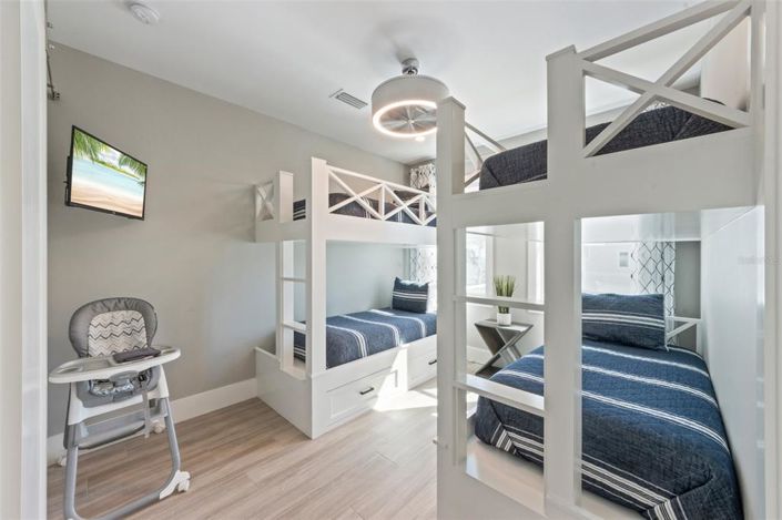 Image No.25-4 Bed Property for sale