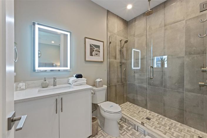 Image No.28-4 Bed Property for sale